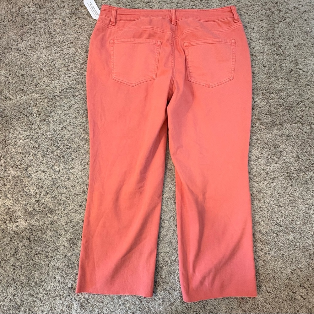 Maurices Coral Cropped Straight Jeans 12 Short NWT - Picture 5 of 11